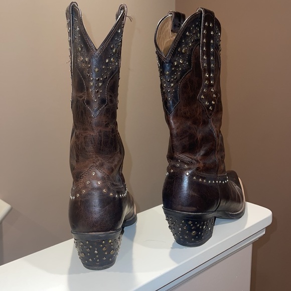 Women’s Ariat Boots - Picture 4 of 9